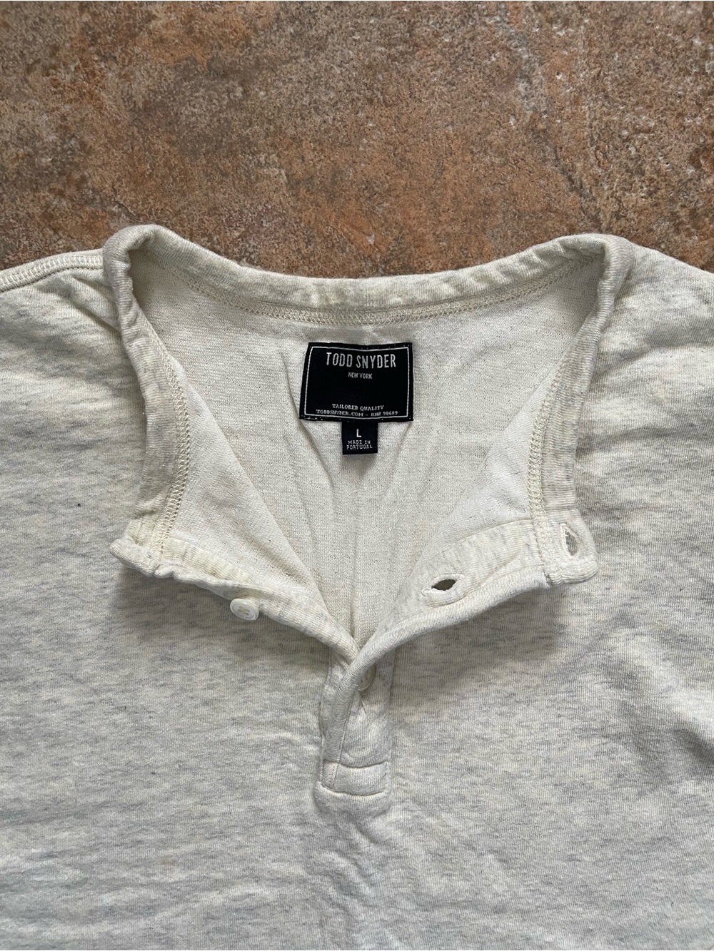 Todd Snyder Double Weave Henley in Grey Heather - Picture 3 of 7
